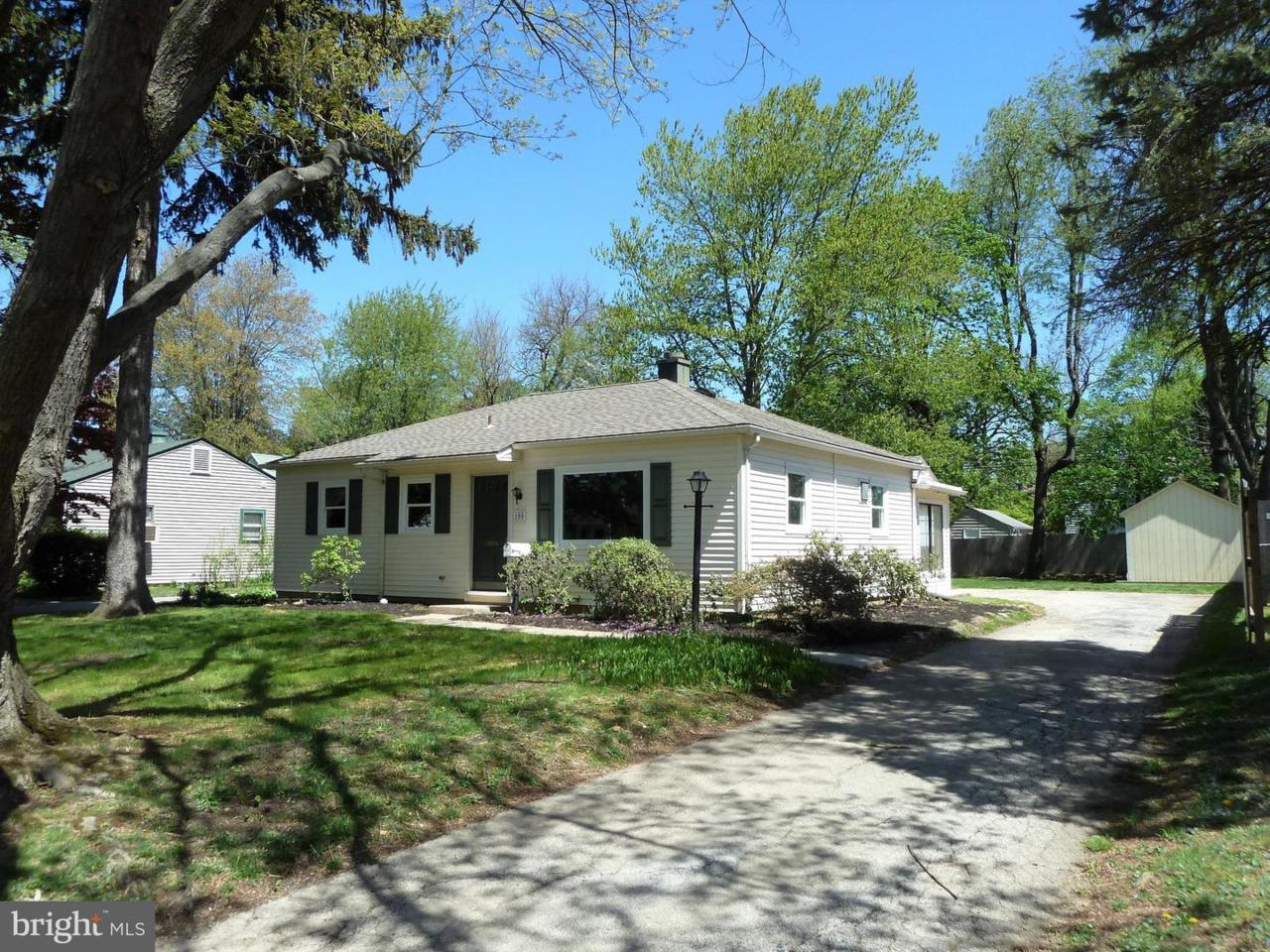 105 Manor Road - Photo 1