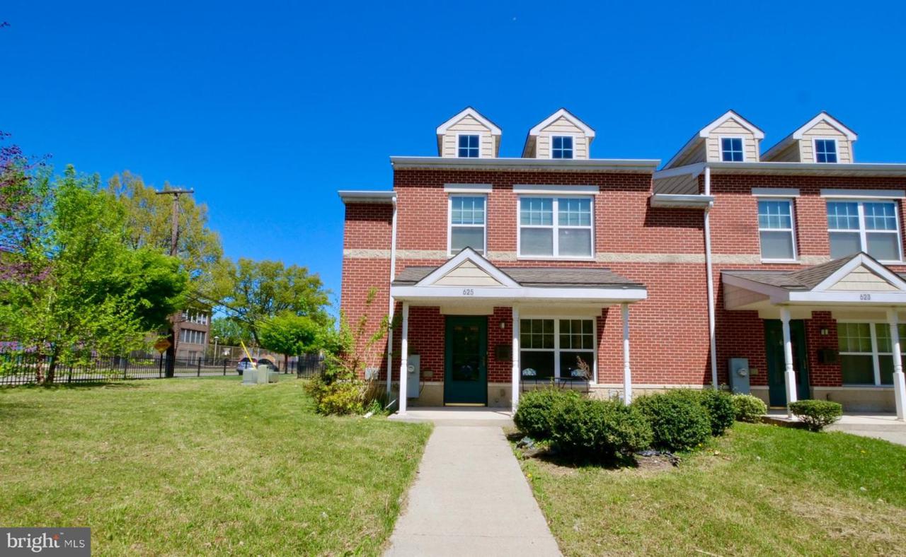 625 Edwards Street - Photo 1