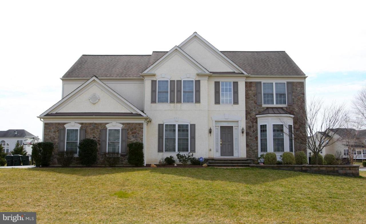 70 Hempstead Drive - Photo 1