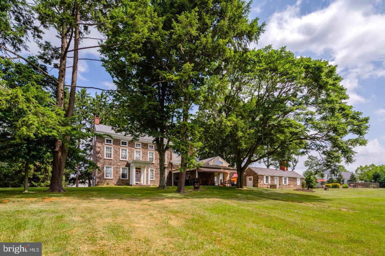 381 Holland Road - Photo 1