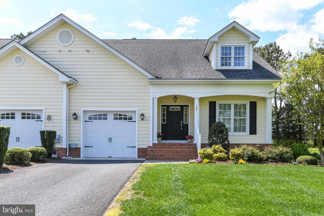 122 Hunters Way - Photo 1