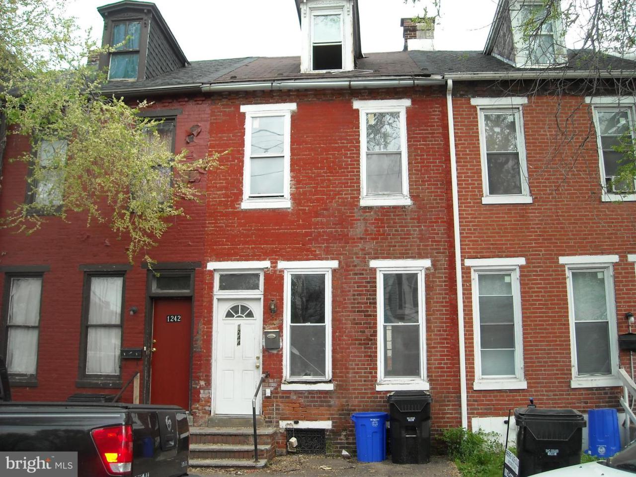 1244 Walnut Street - Photo 1