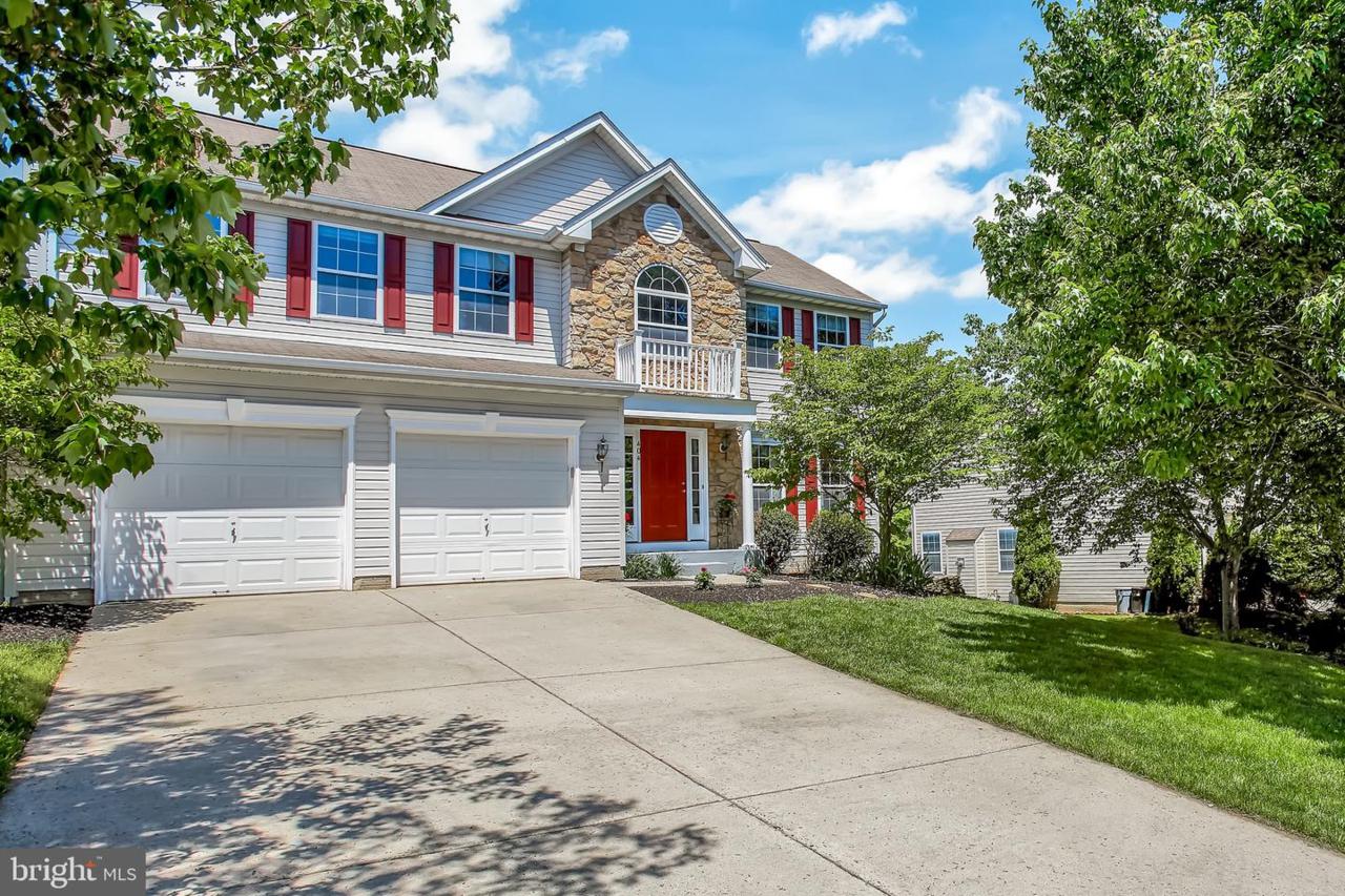 404 Hall Street - Photo 1