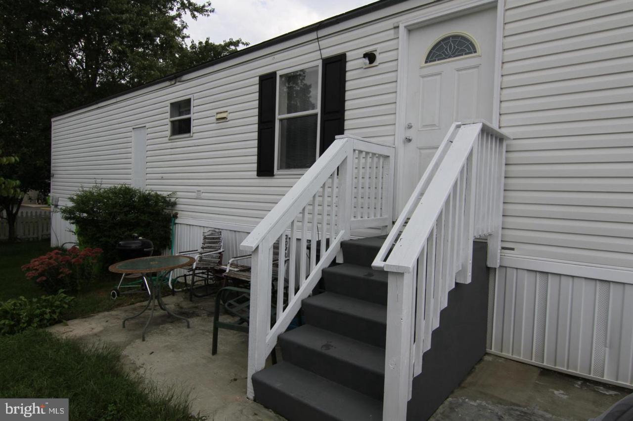 7800 Tayloe - Photo 1