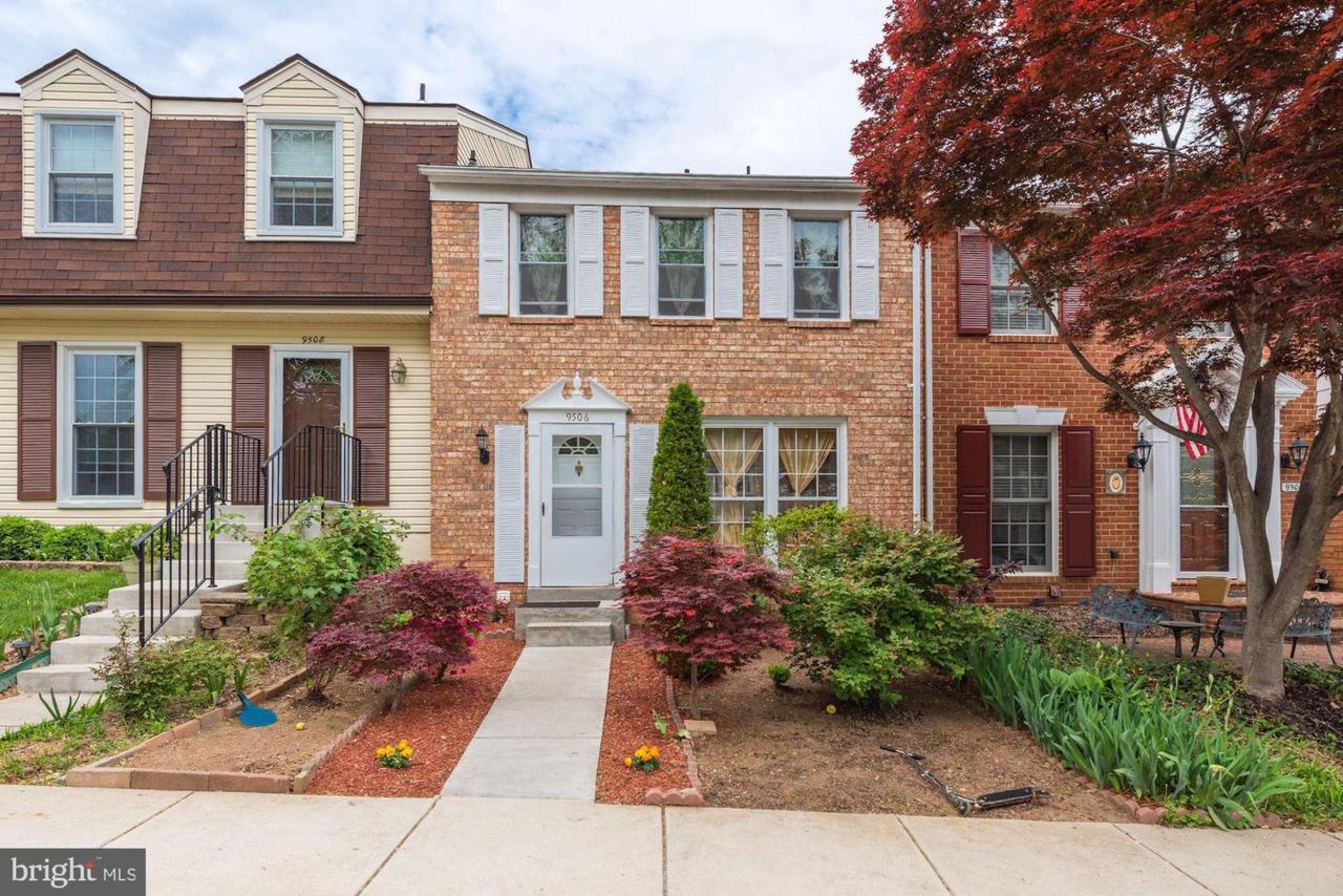 9506 Meadow Grove Court - Photo 1