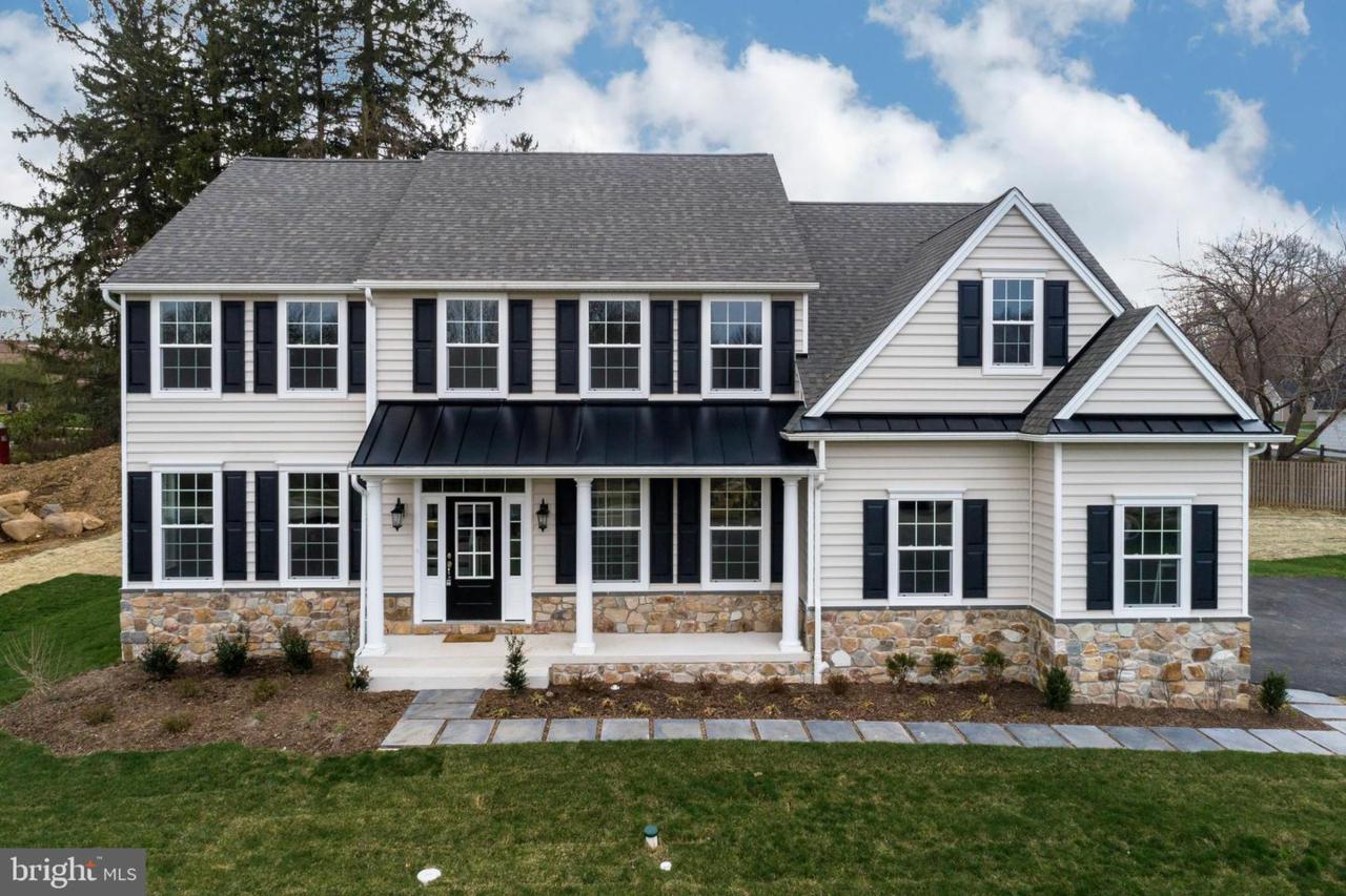 301 Fallen Timbers Lane - Photo 1