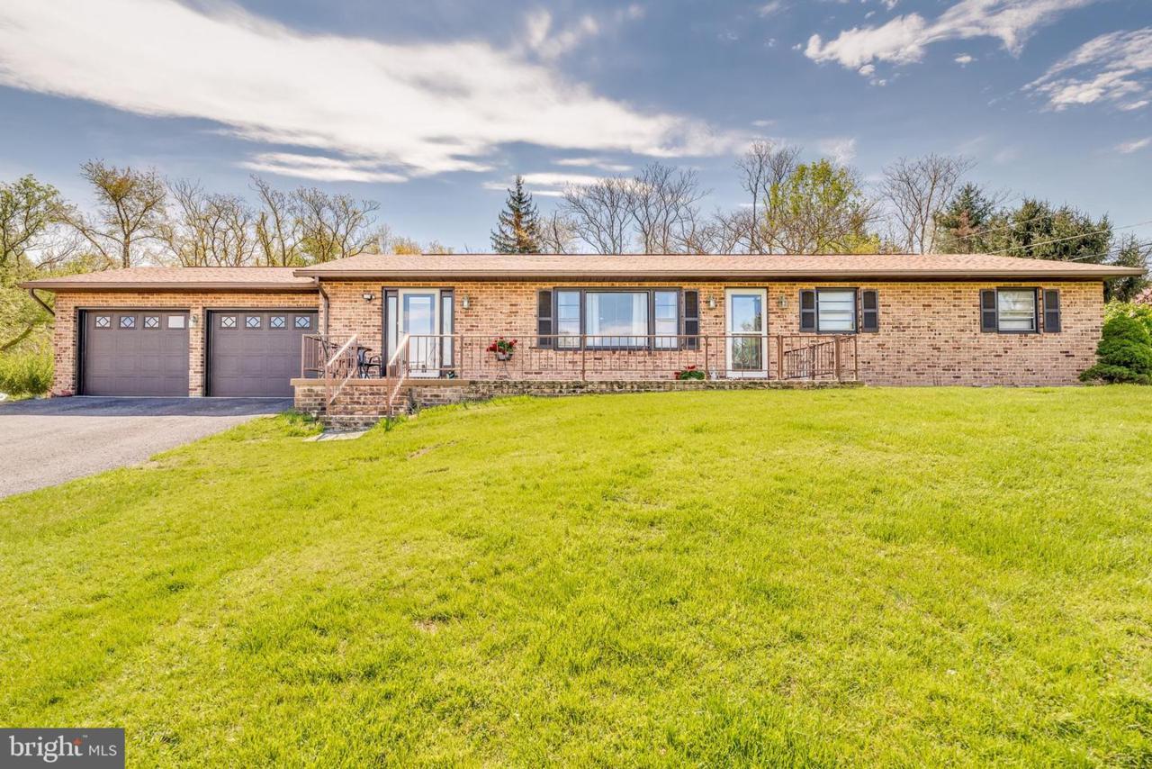 28 Grove Heights Road - Photo 1