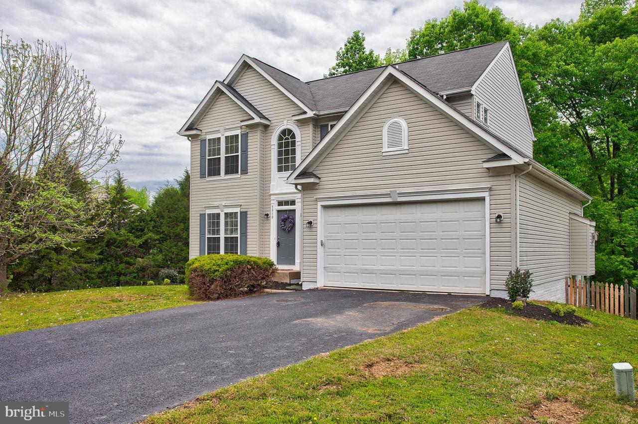 3919 Lynnhaven Lane - Photo 1