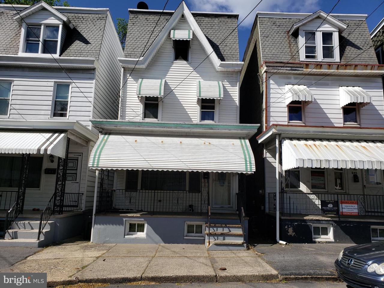 243 Pike Street - Photo 1