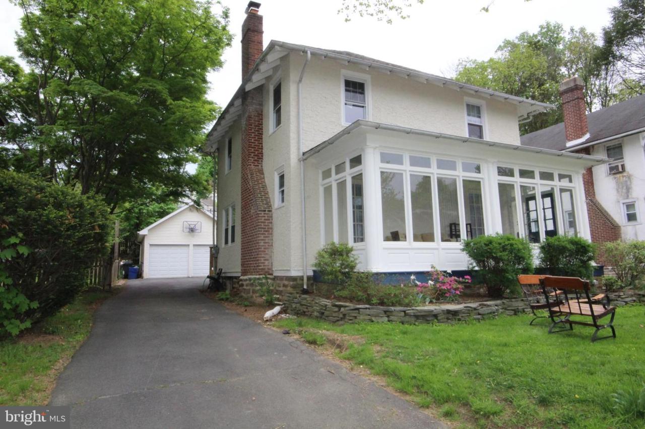 300 Rodman Avenue - Photo 1