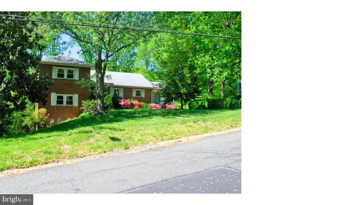 5816 Doris Drive - Photo 1