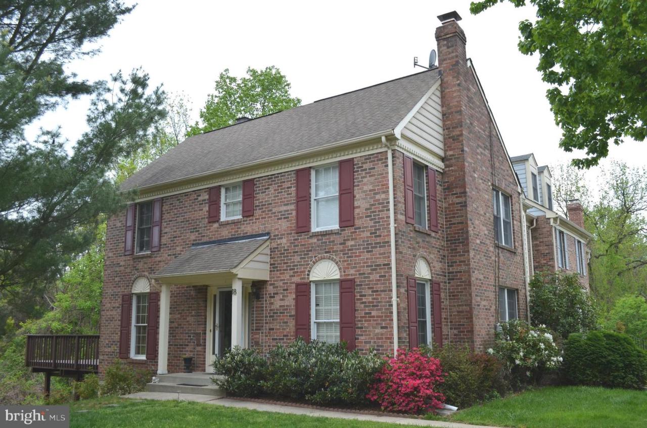 18 Greenshire Lane - Photo 1