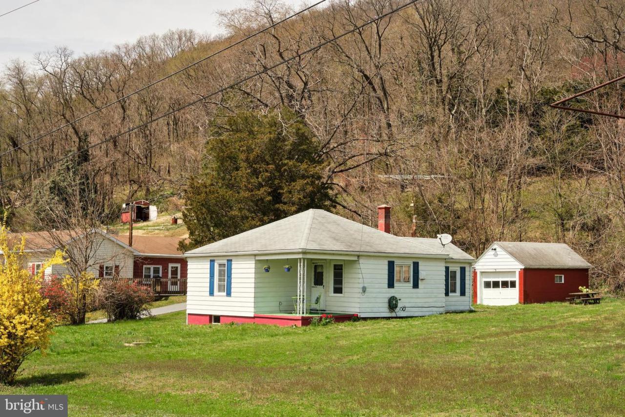 1901 Old State Road - Photo 1