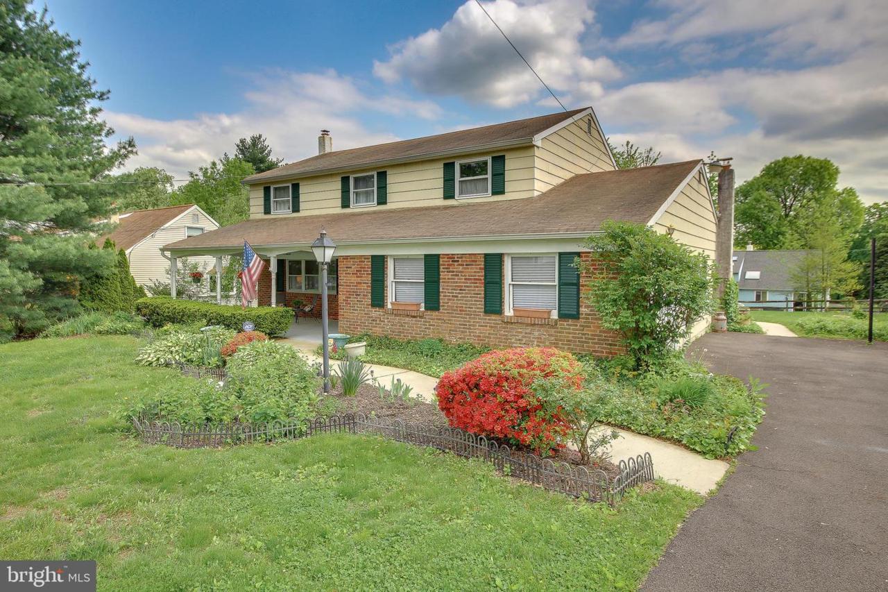 11 Upton Lane - Photo 1