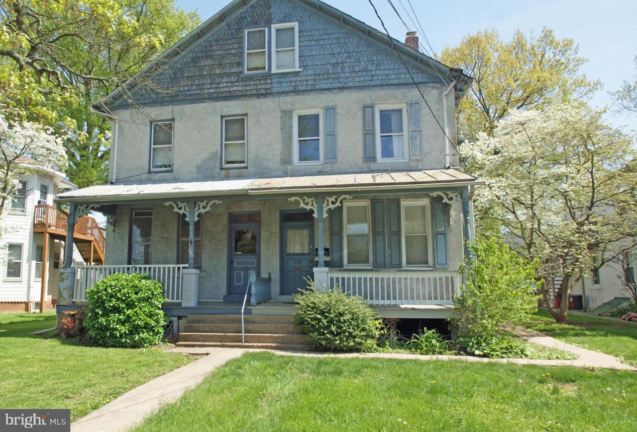 439 Main Street - Photo 1