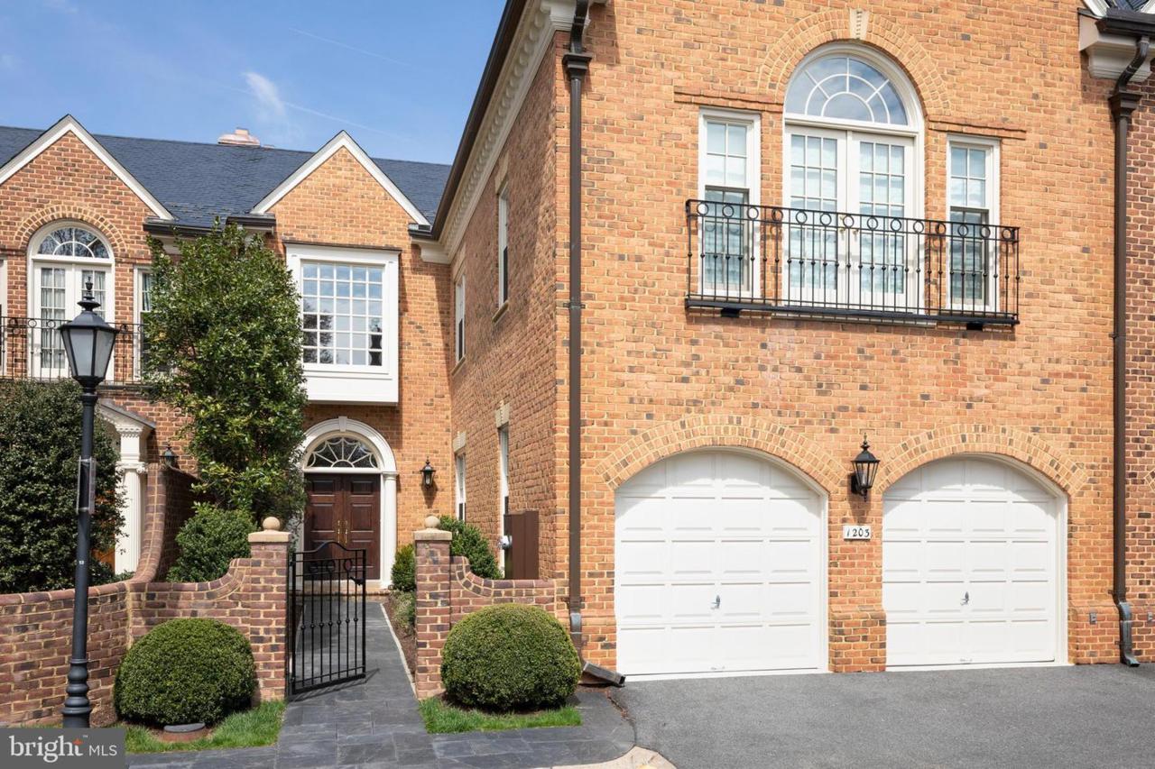 1203 Stuart Robeson Drive - Photo 1