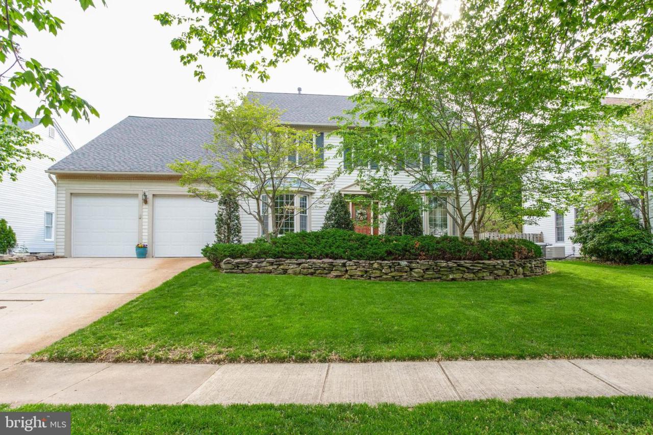 1712 Mayfair Place - Photo 1