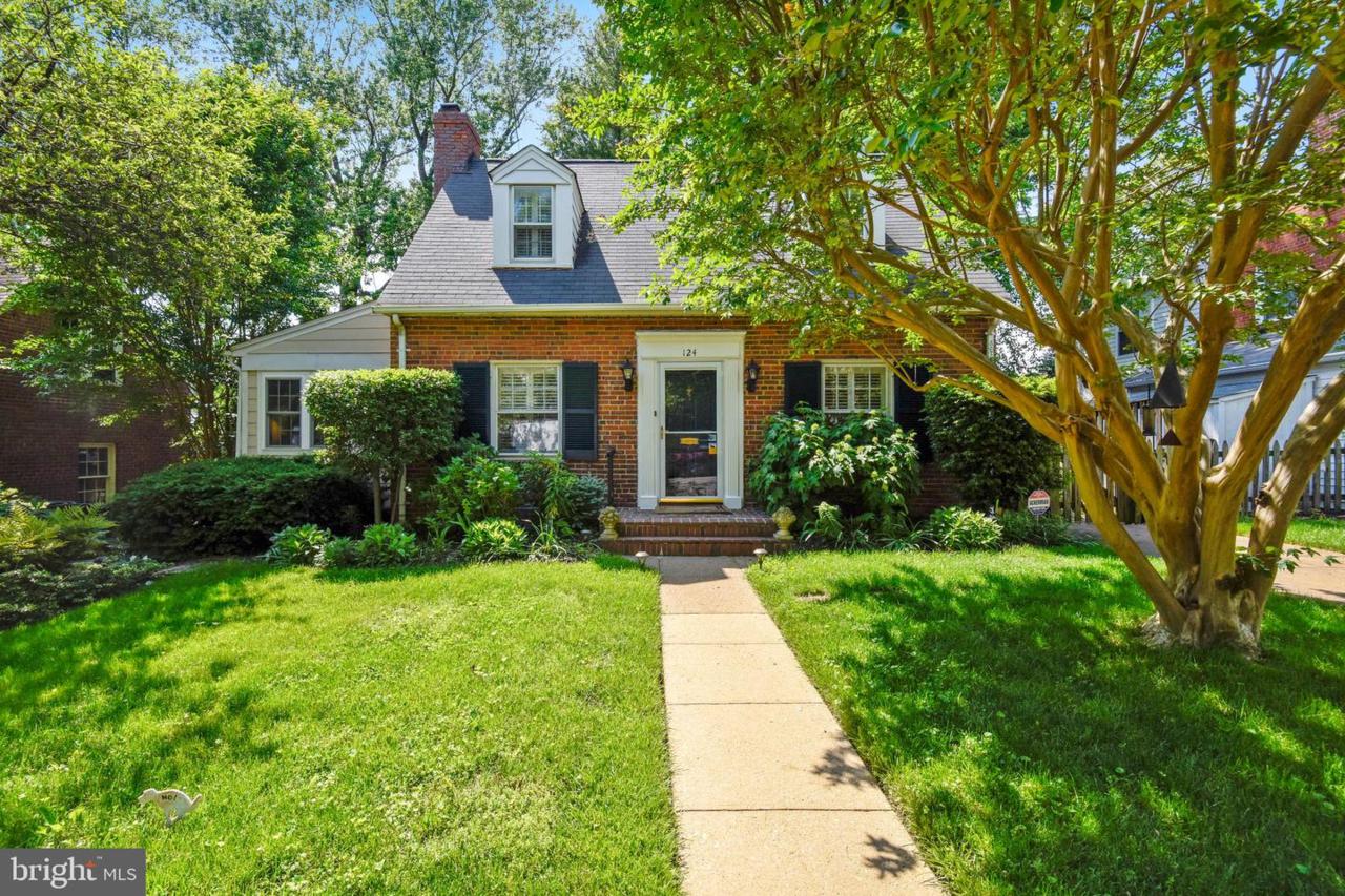 124 Moncure Drive - Photo 1