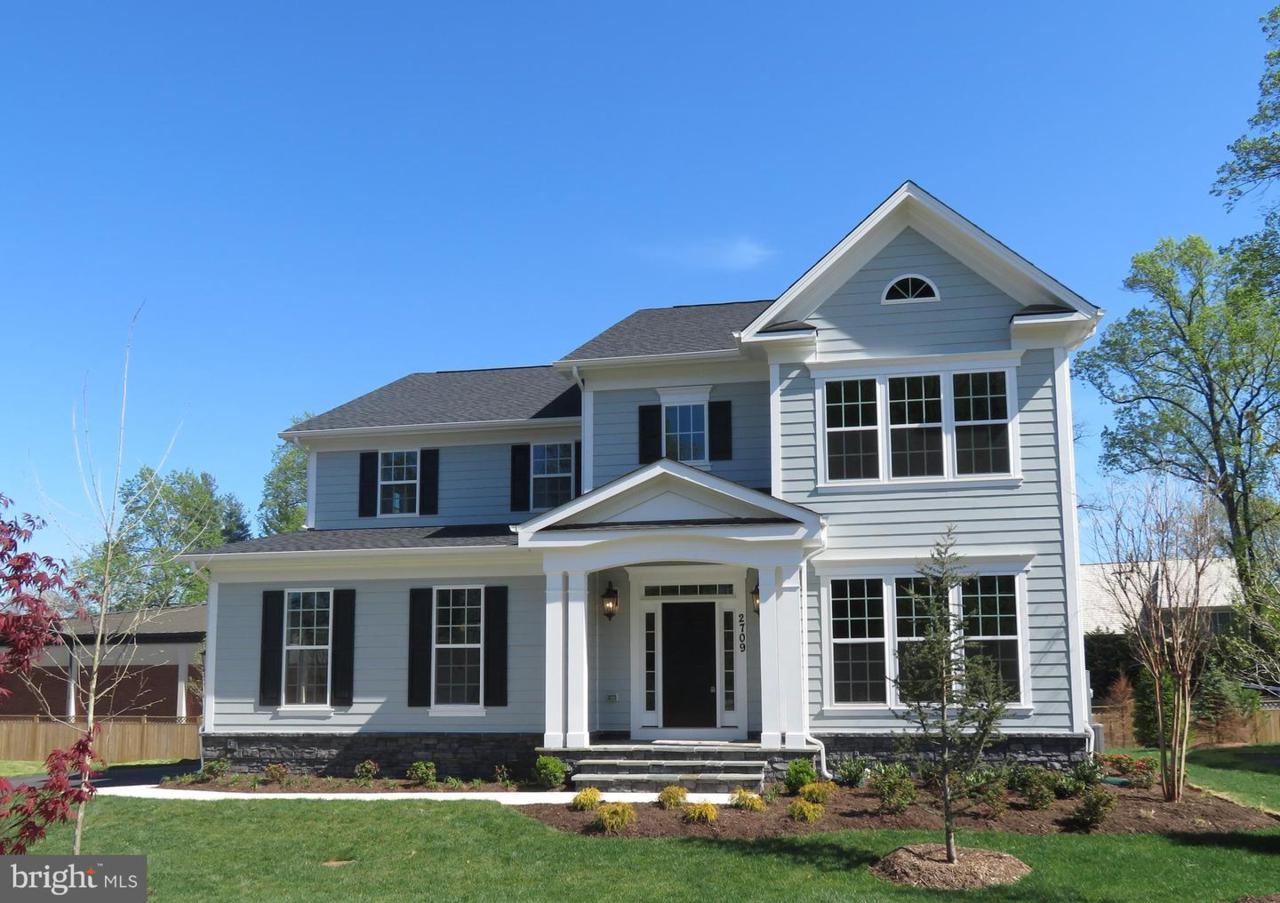 2709 Chain Bridge Road - Photo 1