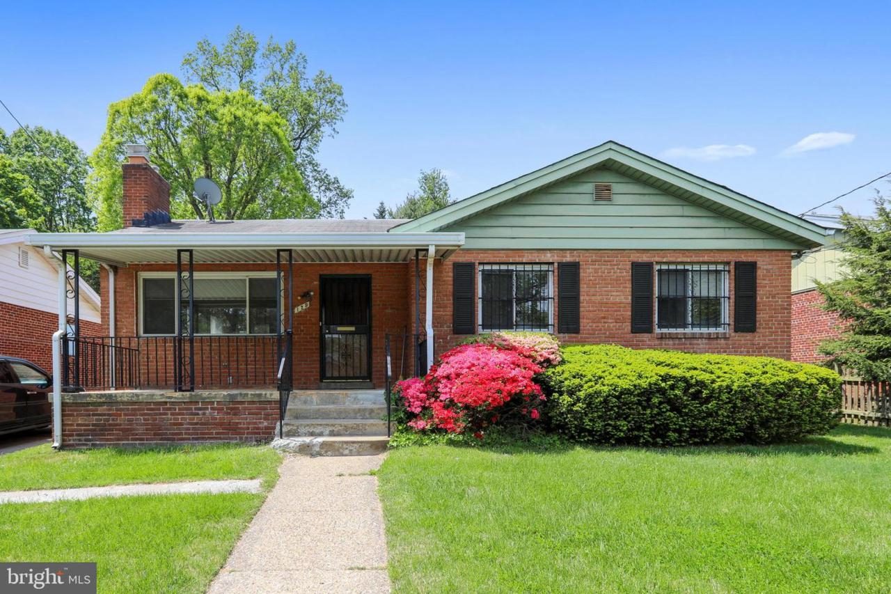 129 Fleetwood Terrace - Photo 1
