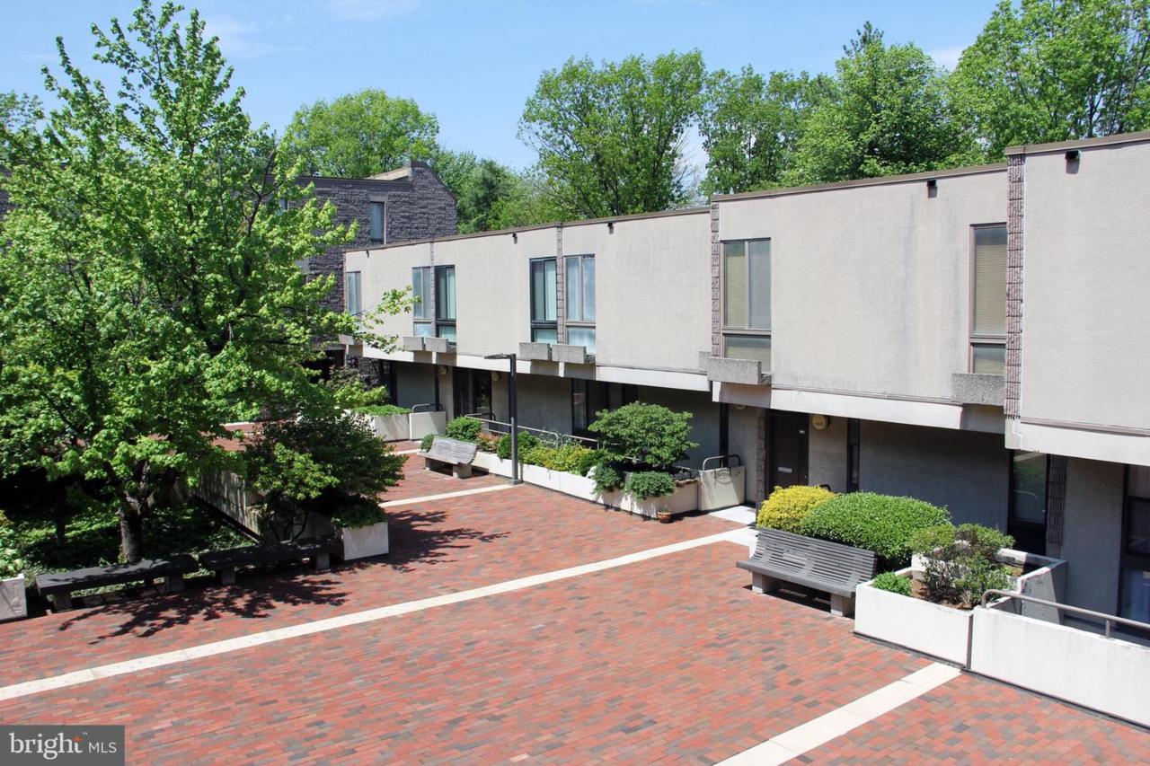2204 Clove Terrace - Photo 1