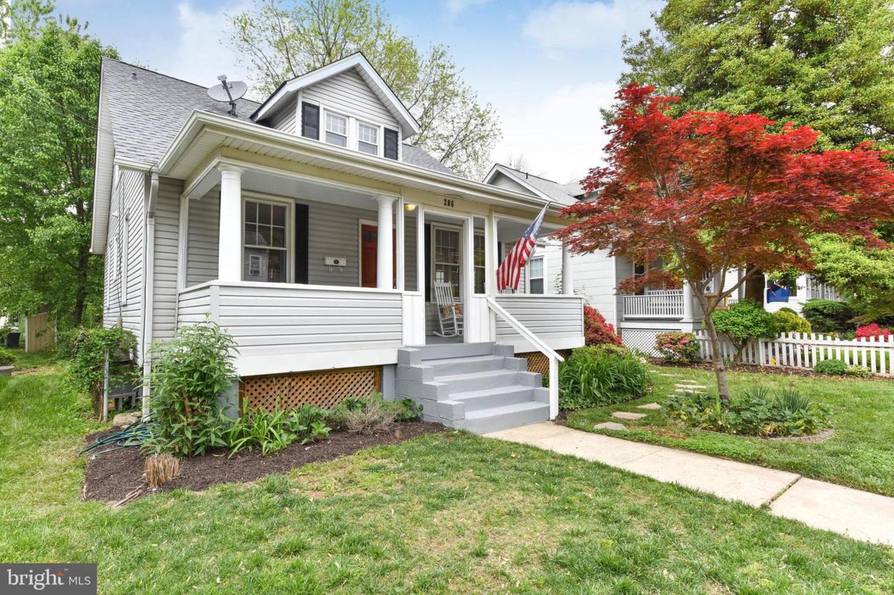 206 Nelson Avenue - Photo 1