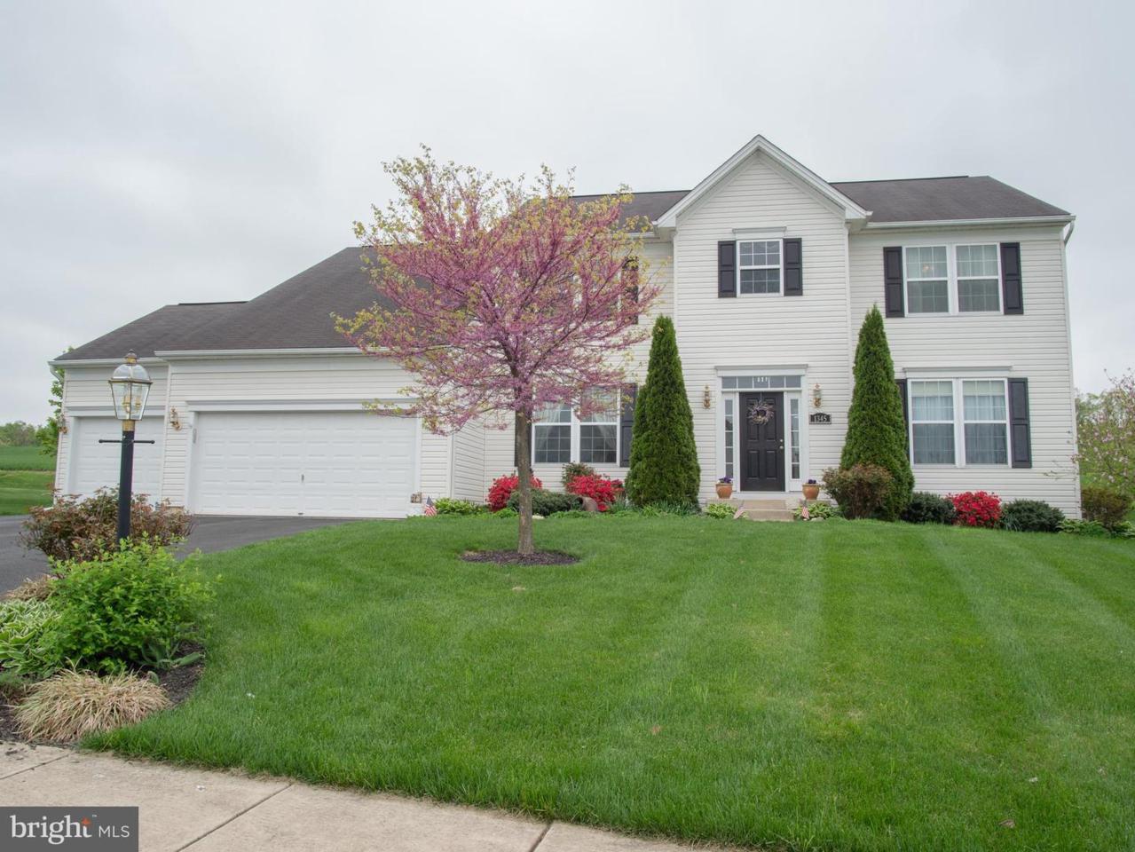 1345 Karens Way - Photo 1