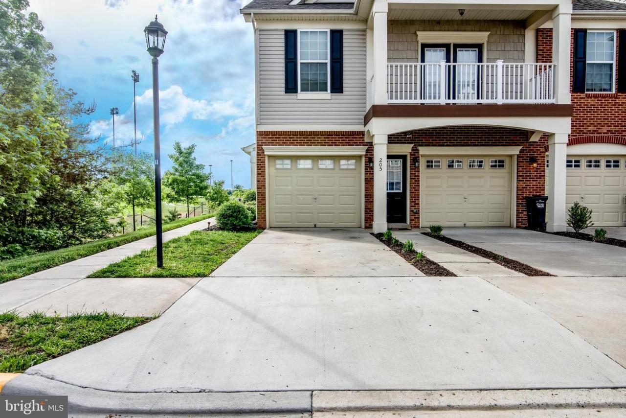 100 Dandridge Court - Photo 1
