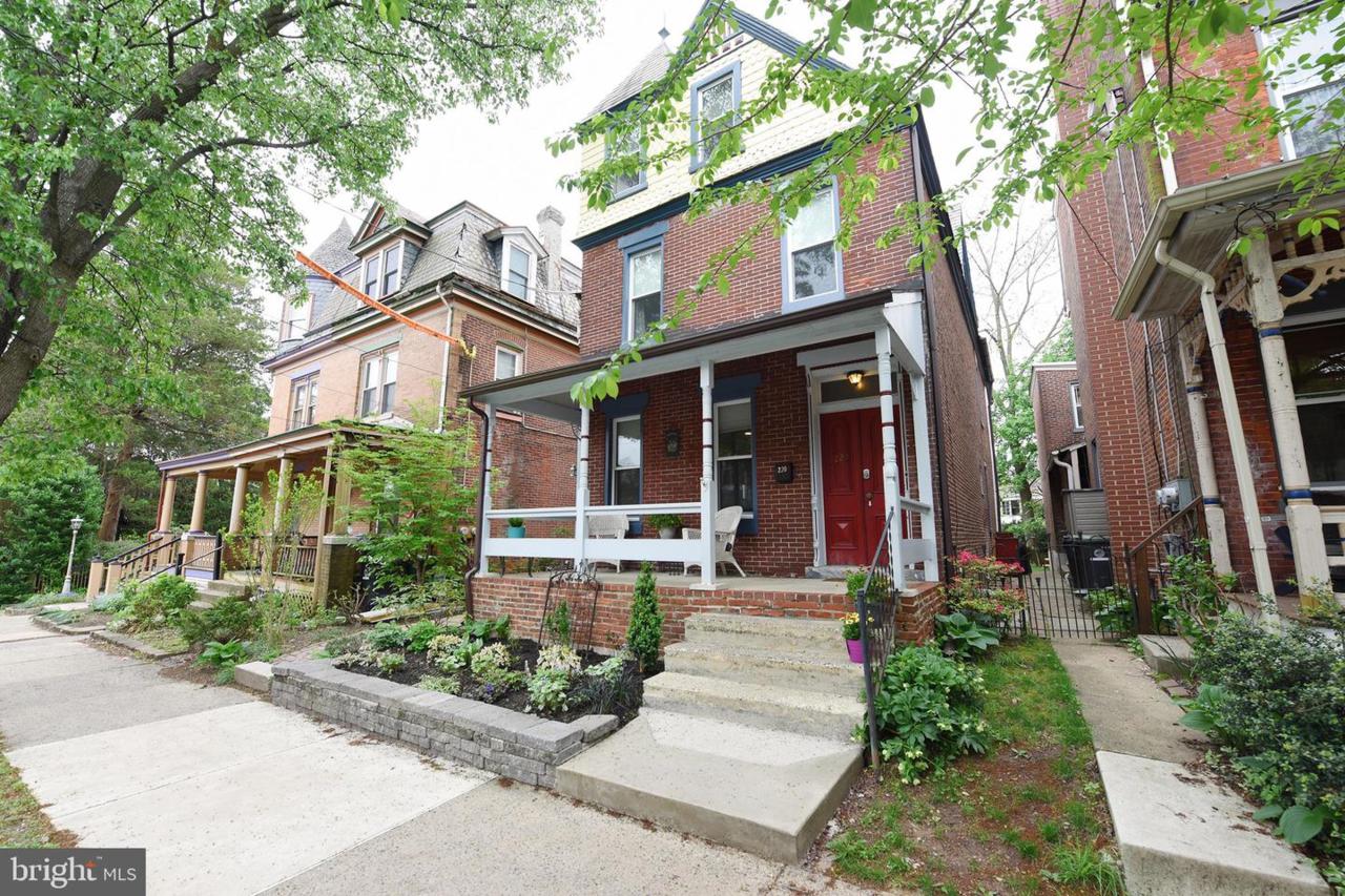 220 Morgan Street - Photo 1