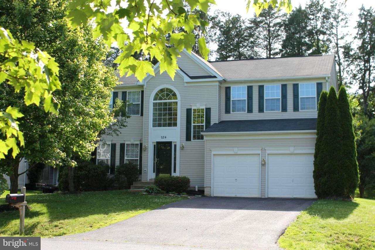 224 Stacey Court - Photo 1