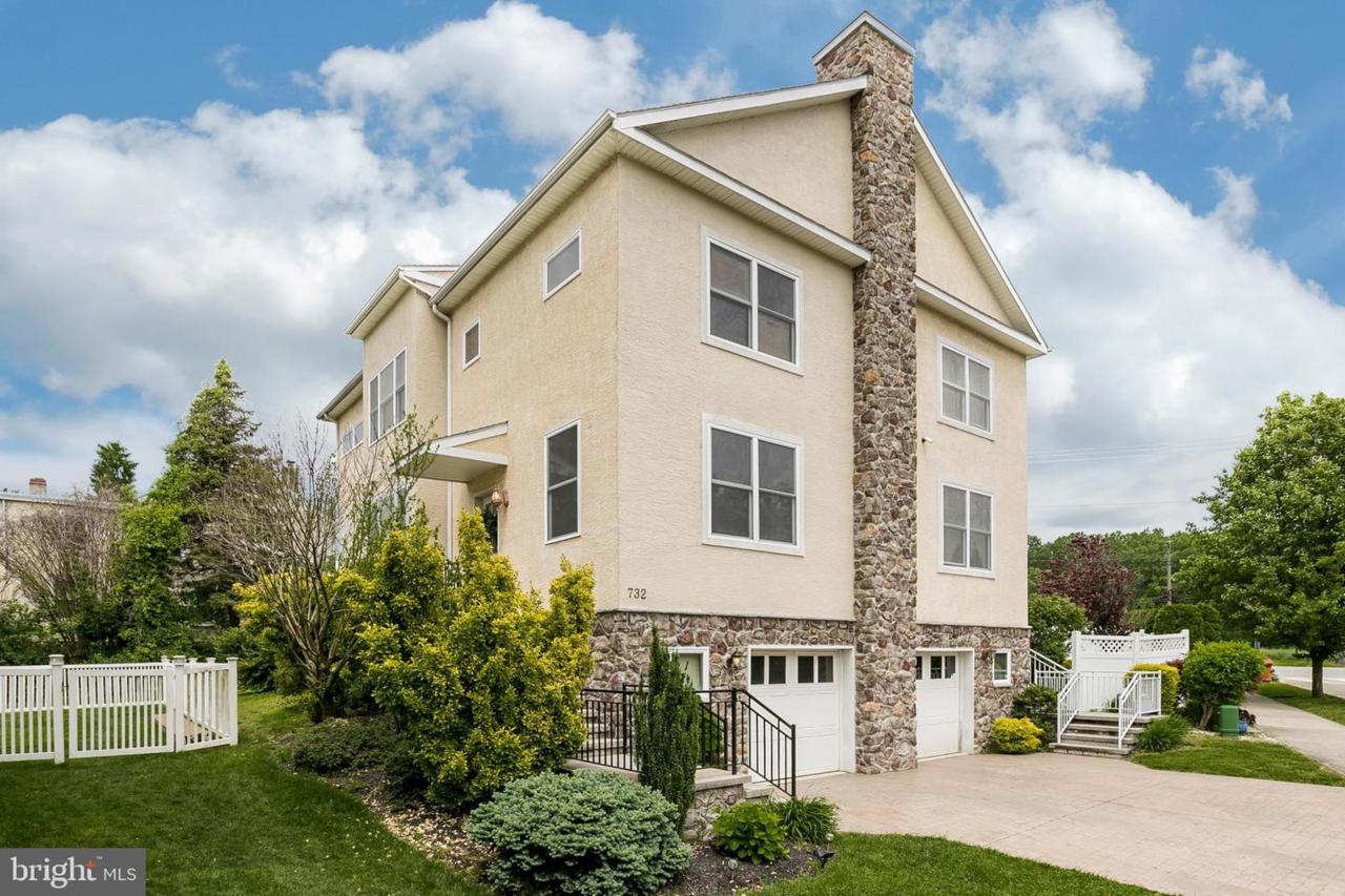 732 Valley Green Court - Photo 1