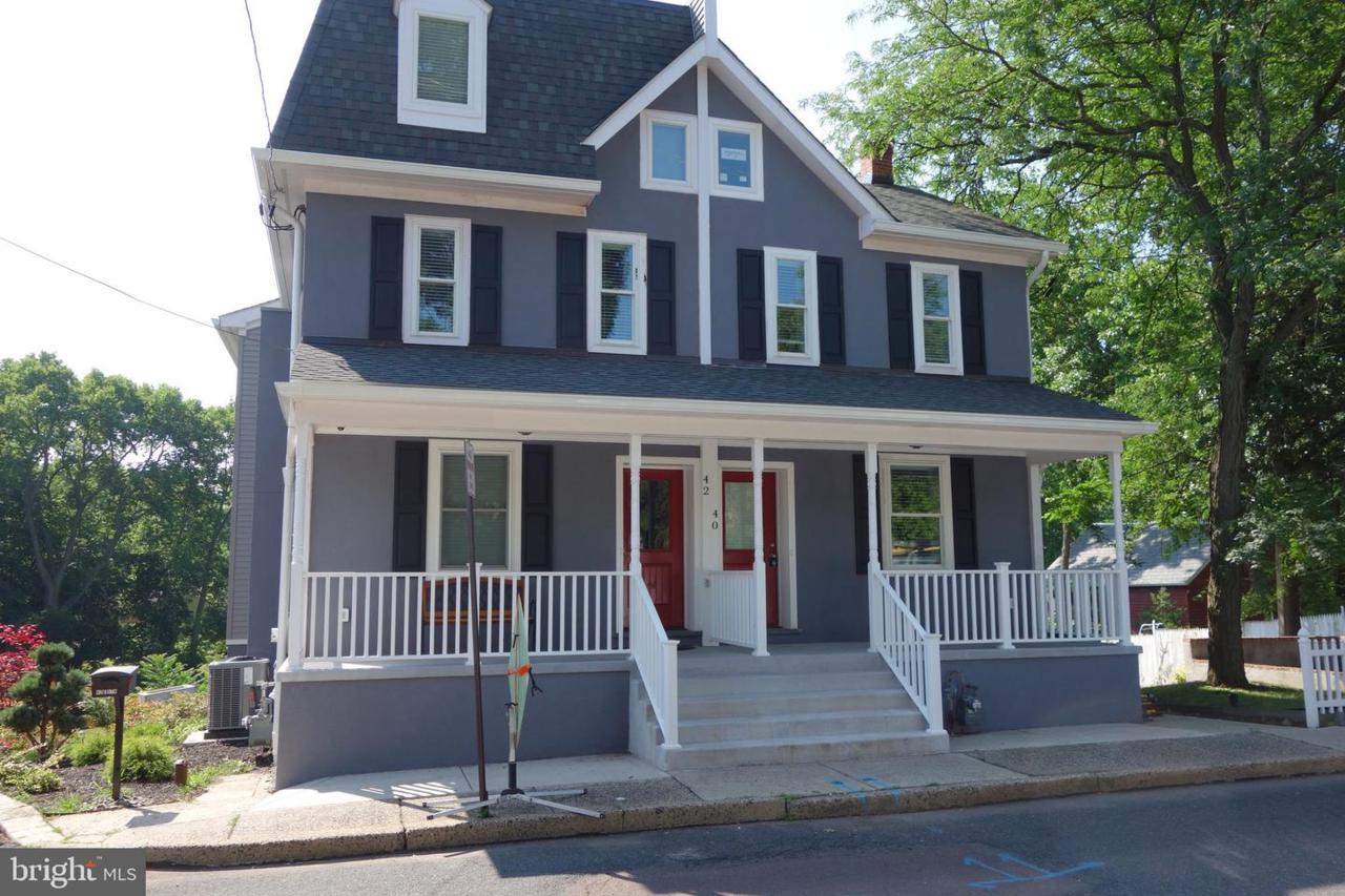 42 5TH Avenue - Photo 1
