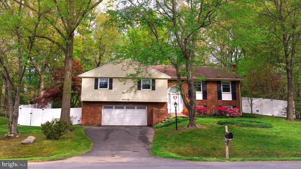 19009 Willow Grove Road - Photo 1