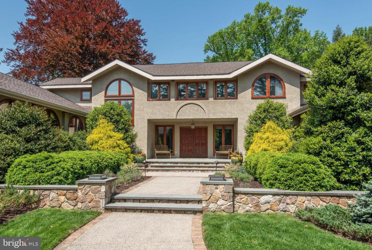 721 Kings Highway - Photo 1