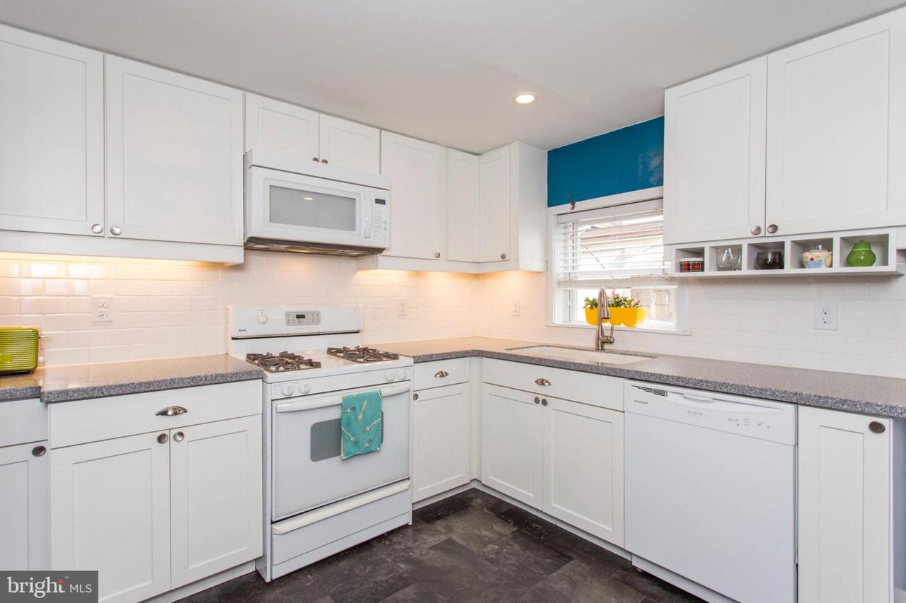2111 Hancock Street - Photo 1