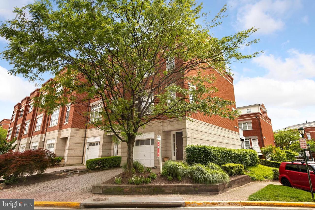 12151 Chancery Station Circle - Photo 1