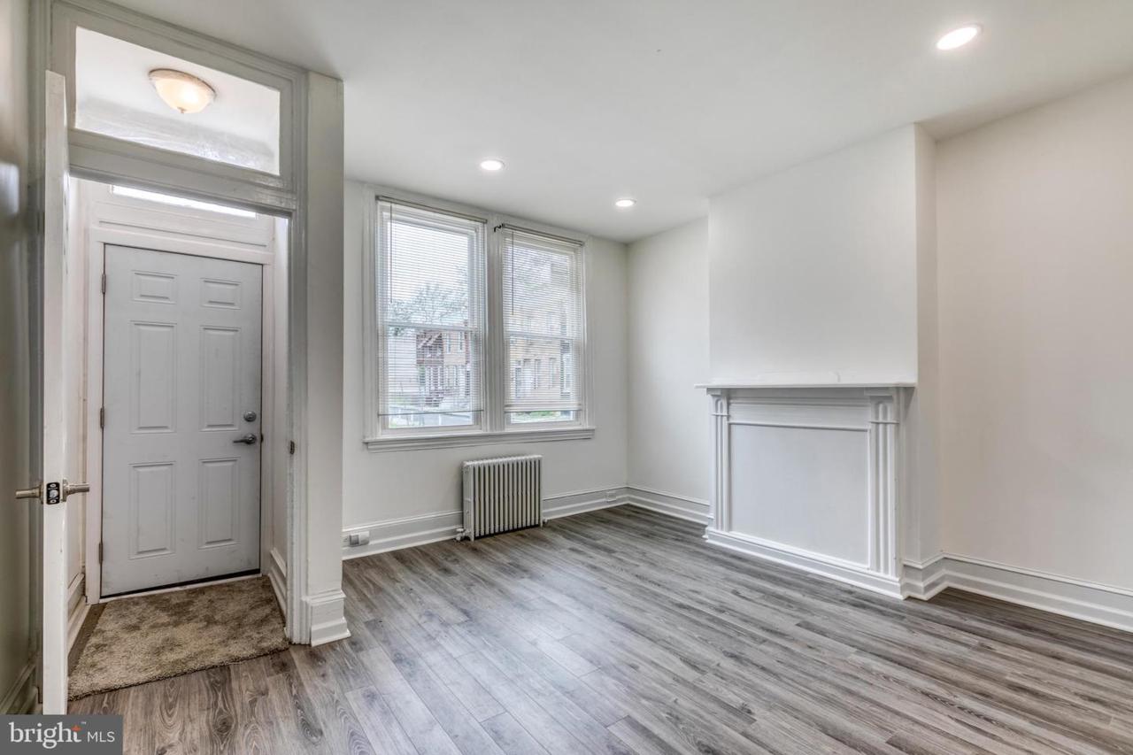 2421 Carlisle Street - Photo 1