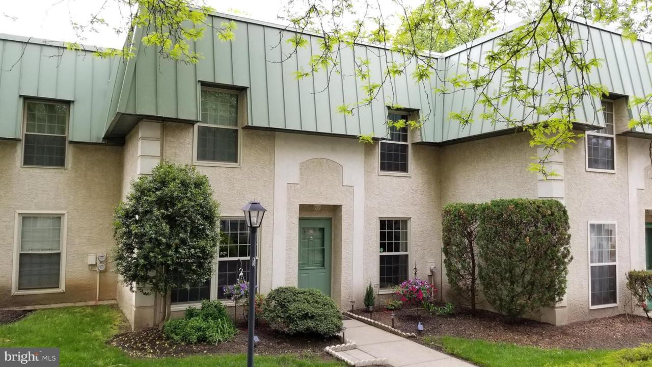 441 Tomlinson Road - Photo 1