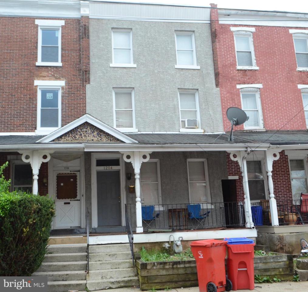 1204 Powell Street - Photo 1