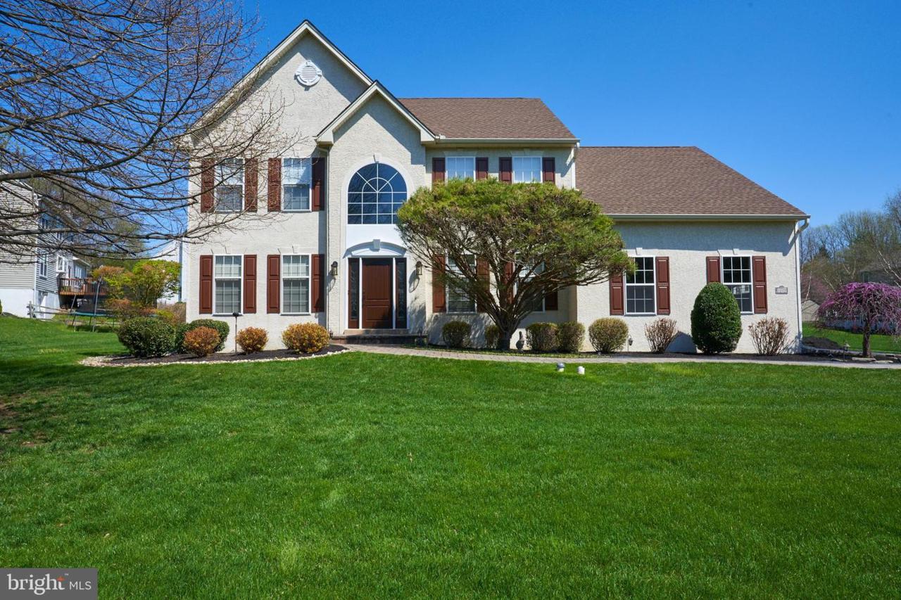 1225 Hamilton Drive - Photo 1