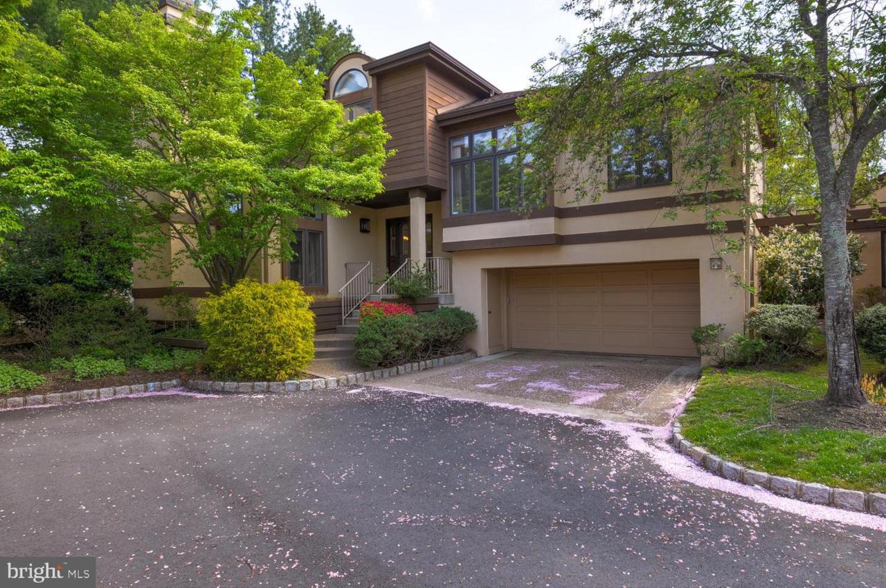 273 Sayre Drive - Photo 1
