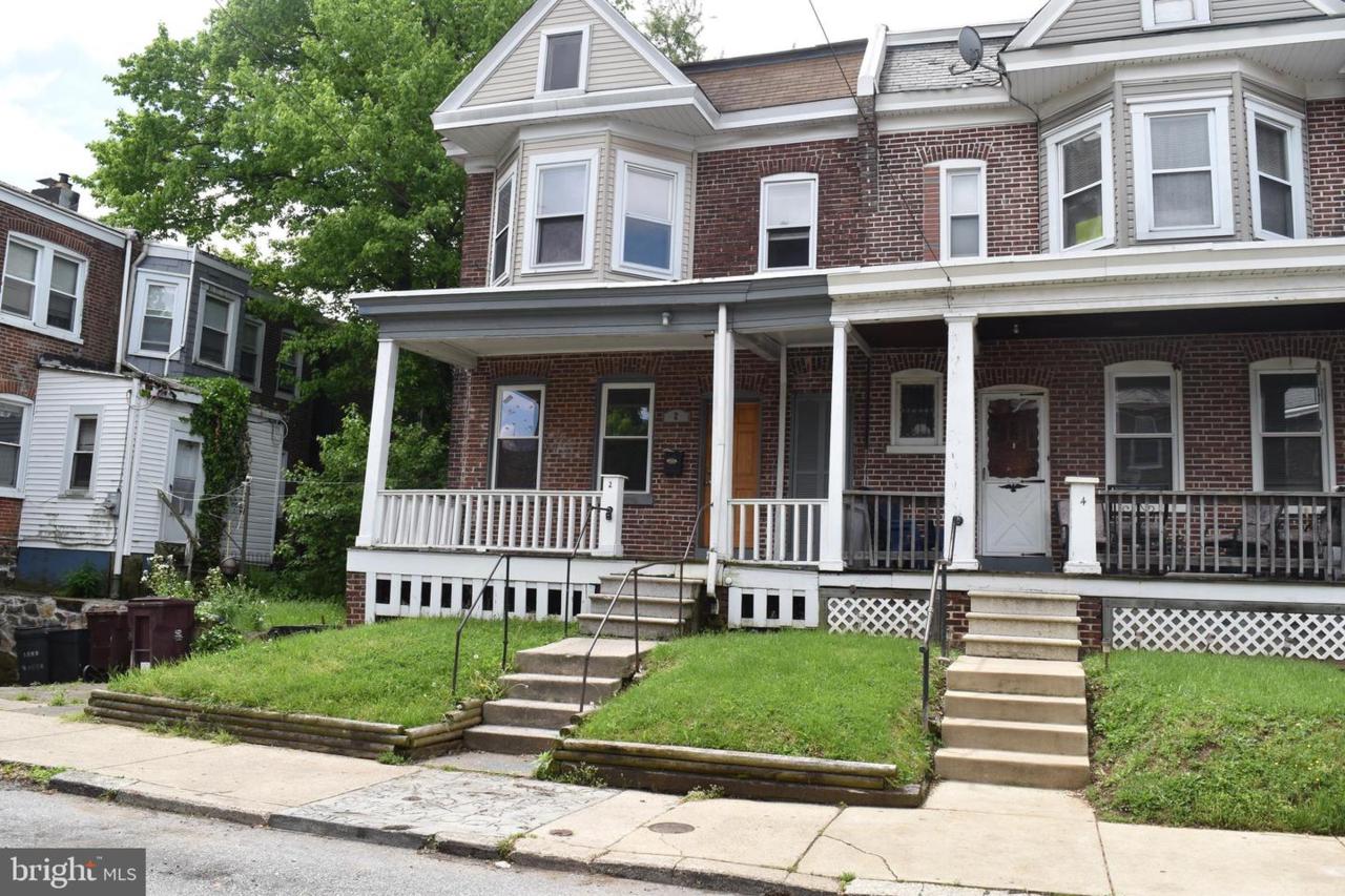 2 26TH Street - Photo 1