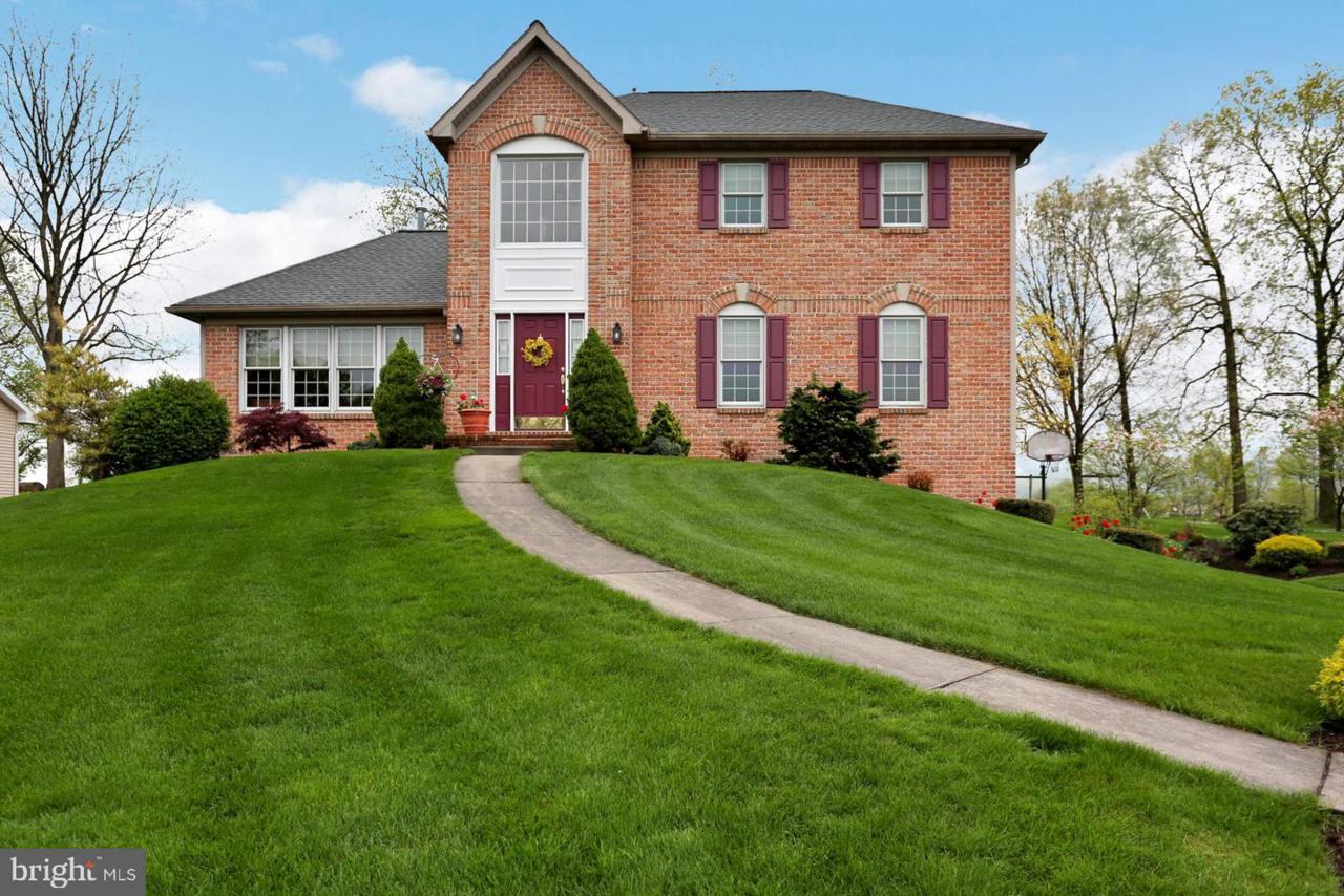 276 Walnut Tree Drive - Photo 1