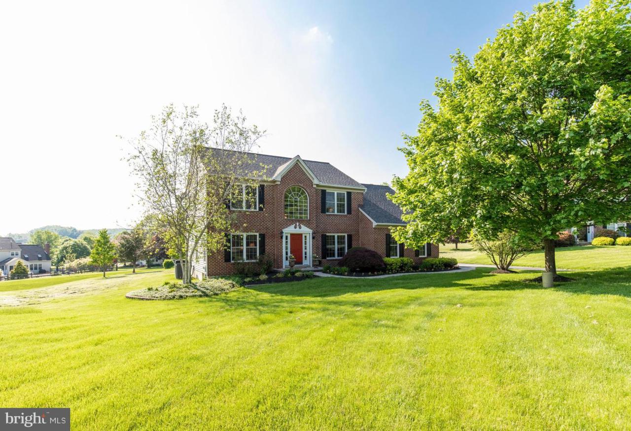 204 Bailey Place - Photo 1