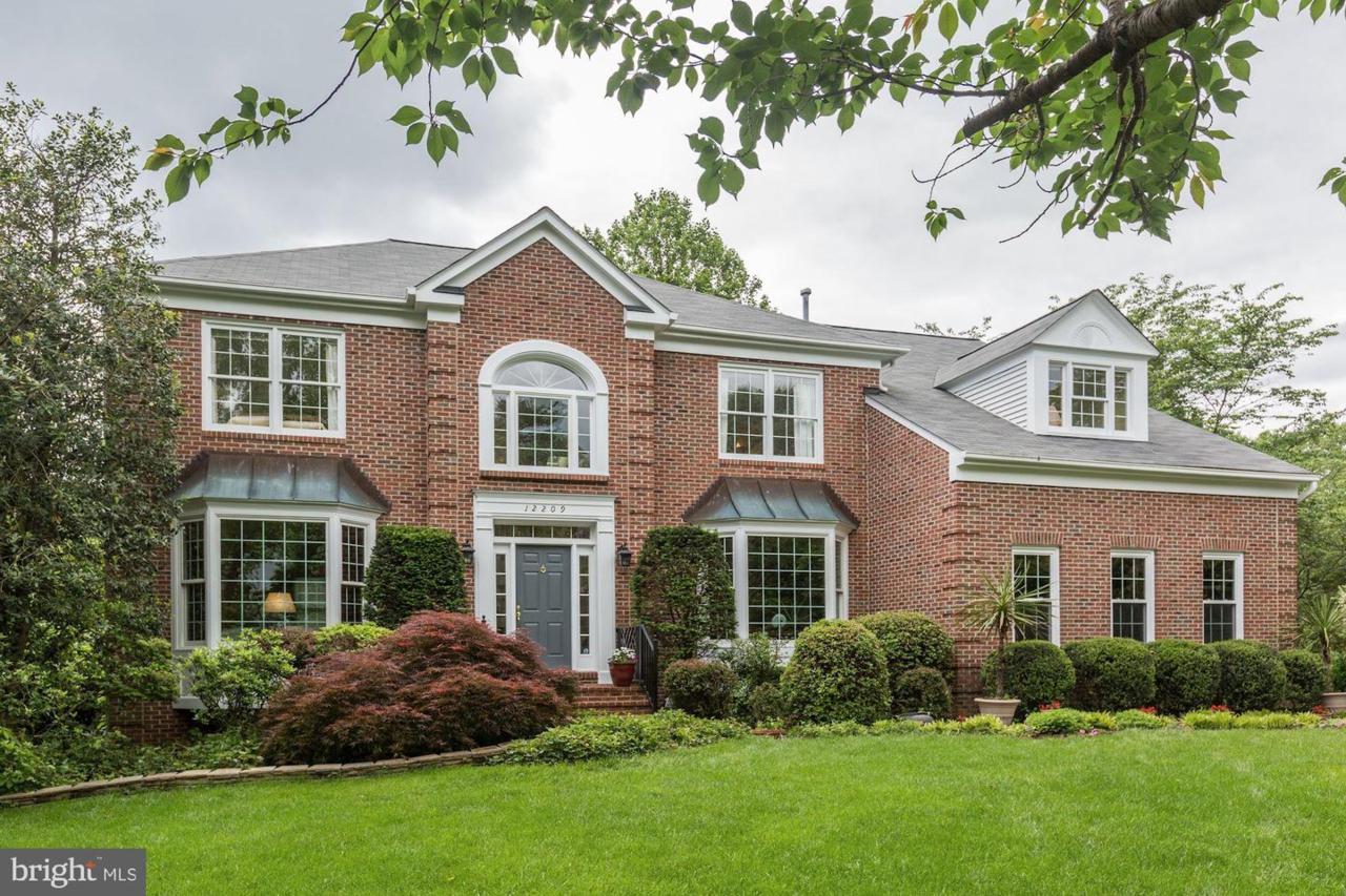 12209 Jonathons Glen Way - Photo 1