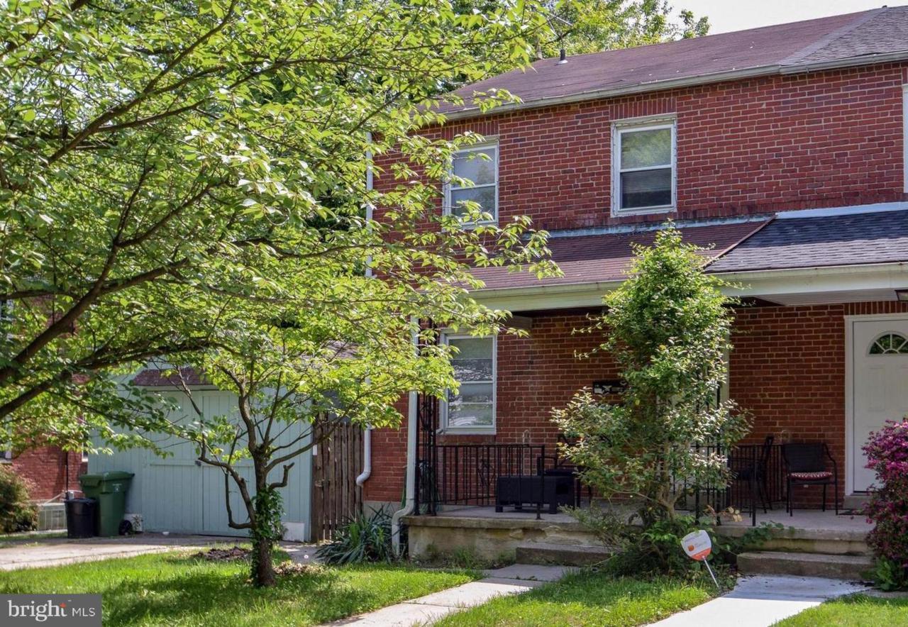 2311 Cloville Avenue - Photo 1