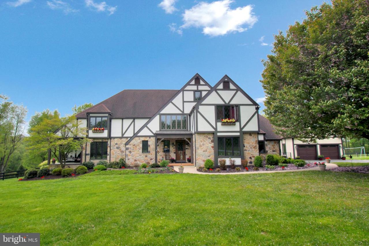 19 Red Oak Drive - Photo 1