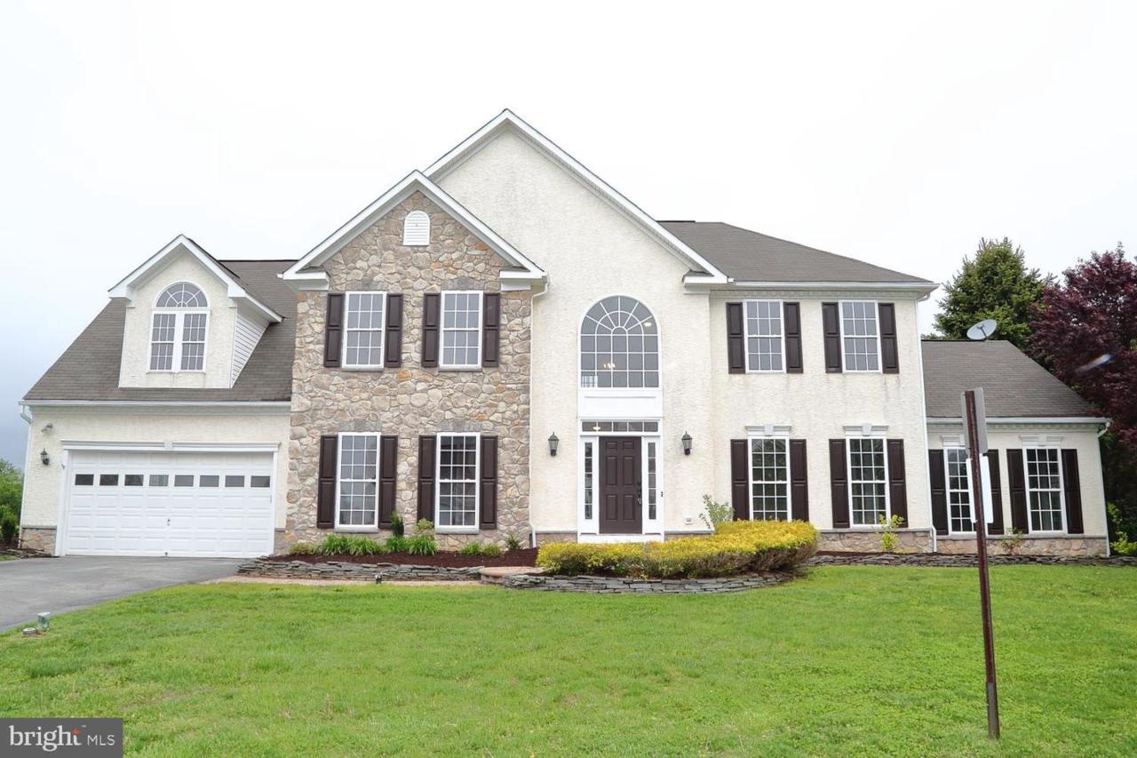 78 Allsmeer Drive - Photo 1