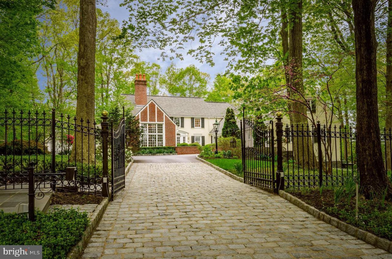 141 Rolling Hill Road - Photo 1