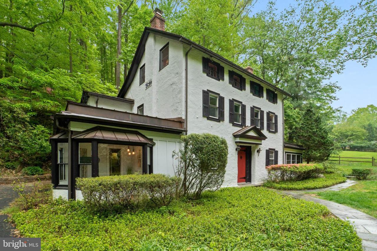 1169 Radnor Road - Photo 1